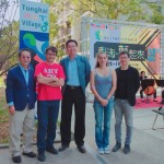 新業(yè)建設(shè)卓勝隆董事長(左一)與西班牙雕塑家Nando Alvarez (左二)、新業(yè)建設(shè)蕭智夫建築師(中間)、保加利亞雕塑家Liliya Pobornikova (右二)及東海建築系邱浩修系主任(右一)一同在東海國際公共藝術(shù)創(chuàng)作營共襄盛舉。(照片攝於2018/12/07東海大學(xué))