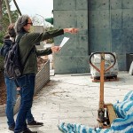 考慮到藝術(shù)品從各方面觀賞，有不同風(fēng)格的面貌，藝術(shù)家–陳煜權(quán)如指揮家般，讓藝術(shù)品完美登臺(tái)展演。