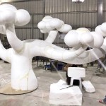 運用保麗龍做出藝術(shù)品等比初胚模型，展現(xiàn)藝術(shù)品各個階段的不同面貌。