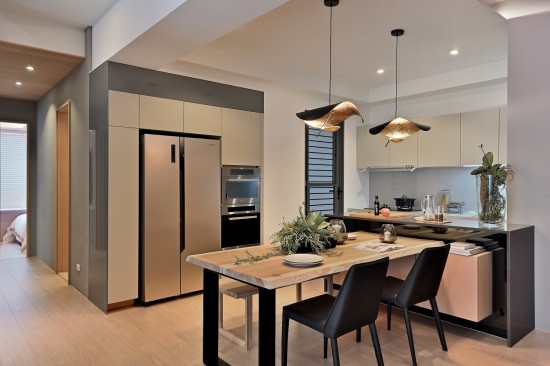 你也同樣享受著餐廚時光嗎？兼顧實用性及美學的空間，讓人迎來舒適的視覺饗宴後開心掌廚！