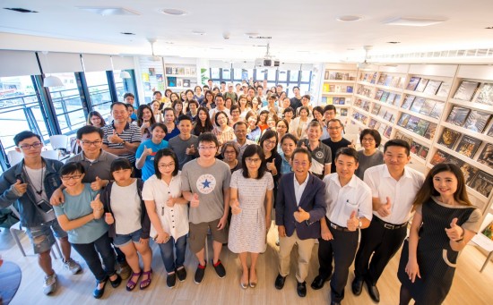 感謝理財專家 燕俐老師的蒞臨，也感謝參與新業(yè)名人講座的您！讓我們一同迎接值得期待的美好未來。