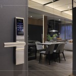 追求智慧科技、安全防護(hù)的創(chuàng)新生活，入住新厝的同時(shí)，設(shè)下家人們心目中的那串密碼，彷彿開啟一扇通往美好居家生活的大門。