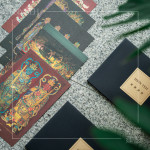 致贈精選修復(fù)作品紀(jì)念卡作為伴手禮，讓歷經(jīng)時光淬鍊的藝術(shù)延續(xù)於日常，使來賓在收藏中感受匠心與文化的溫度。