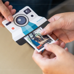 特意設計的抽獎小卡，呼應了講師差差的興趣，利用拍立得的型態(tài)製作，要讓前來的新業(yè)家族、好友，為今日留下難忘的午後時光。