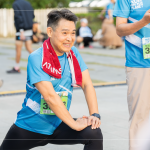 新業(yè)建設(shè)邱正光副總也到場參與這場盛事，在10K賽事後準確地收操，舒展緊繃肌肉。