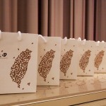 居家安全、環(huán)境質(zhì)感與社區(qū)活動(dòng)環(huán)環(huán)相扣，正如我們本次為宜家住戶準(zhǔn)備來(lái)自大地的恩賜予贊禮──『一畝田良米+紅豆』。