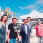 藝術家現(xiàn)場創(chuàng)作中?？粗髌吩谒囆g家巧手下逐漸成形，就像萬丈高樓平地起，雖有辛勞，但相信成就感終究會超越一切！