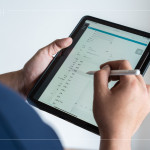 在陪同客戶驗(yàn)屋前，公司會(huì)內(nèi)部進(jìn)行全面性檢查，確認(rèn)每戶客變圖、格局變更、設(shè)備材料替換、空間規(guī)劃等，並透過『驗(yàn)屋App』掌握修繕進(jìn)度，提升驗(yàn)屋效率與整體效能。