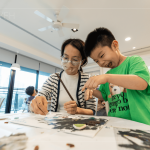 帶著歡愉輕鬆的心情創(chuàng)作，盡情地揮灑，製作出第一件且獨一無二的海廢作品