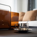 以清新風光佐一杯手沖咖啡，喚醒美好的一天。