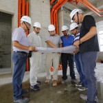 新業(yè)團隊配合的營造廠商，合作超過16年以上，舉凡模板放樣、水電工程、輕隔間施作、金屬鋼筋綁紮、油漆貼磚、木工泥作等，每個角落都看得見新業(yè)職人團隊用心的痕跡。