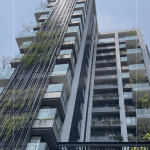 建築體採「類雙十字型立面」設計，達成真正的三面採光，毋須與別戶共用牆壁，通風效果佳。