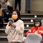 家族、粉絲的踴躍提問，子育的暖心回應，溫暖真摯令人動容。