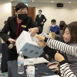 投下神聖的一票，是對(duì)未來(lái)鄰里的信任與交託。