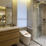 踏進淋浴間，乾濕分離設(shè)計，保有一方私領(lǐng)域，在氤氳水氣中，疲憊的身心悄悄獲得釋放，優(yōu)雅大方的洗手檯面，搭配下方完整的收納空間，讓整個衛(wèi)浴空間乾爽、舒適、宜人。