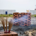 新業(yè)團(tuán)隊(duì)抱著虔誠(chéng)的心，期盼即將開(kāi)啟的【大塊森濤】工程平安順利。