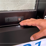 配有『限開裝置』，確保家中孩童的生活安全。