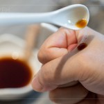 利用舌尖上的味蕾，品味最原始的黑豆香氣，記錄下味覺上的前、中、尾韻感受。