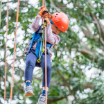 上攀到制高點後的降落，更需要有勇氣與膽識，小小的成就感就此萌芽而生。