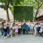 在陽光明媚的周末，與新業(yè)家族好友齊聚一堂，為版畫藝術(shù)注入獨一無二的創(chuàng)意，享受一段悠悠適意的午后。