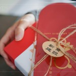 致上一份年節(jié)好禮，即早遞出的暖心問候，是新業(yè)別出心裁的心意，願(yuàn)將這份心意
及祝福，一同分享給親朋好友。