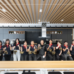 新業(yè)透過這場公益包粽，以行動支持公益，傳遞最溫馨的佳節(jié)祝福。