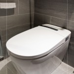 次衛(wèi)安裝免治馬桶座，提升馬桶使用舒適性，在冬天更貼近人性化的需求。