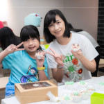 放下手機(jī)、放慢腳步，在共同投入的過程中，日常被賦予溫度，也讓甜點(diǎn)成為傳遞情感、累積回憶的媒介。