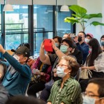 新業(yè)家族紛紛舉起手機(jī)，將這片土地的美景納為口袋名單，也期待著實際探訪的那一天。