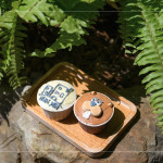 以新業(yè)品牌意象客製杯子蛋糕，象徵著生活裡的美好片刻，讓伴手禮不只是甜點，更是暖心的獨特回憶。