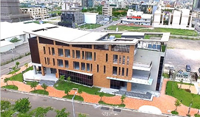 臺中首座建築美學(xué) 溪西圖書館